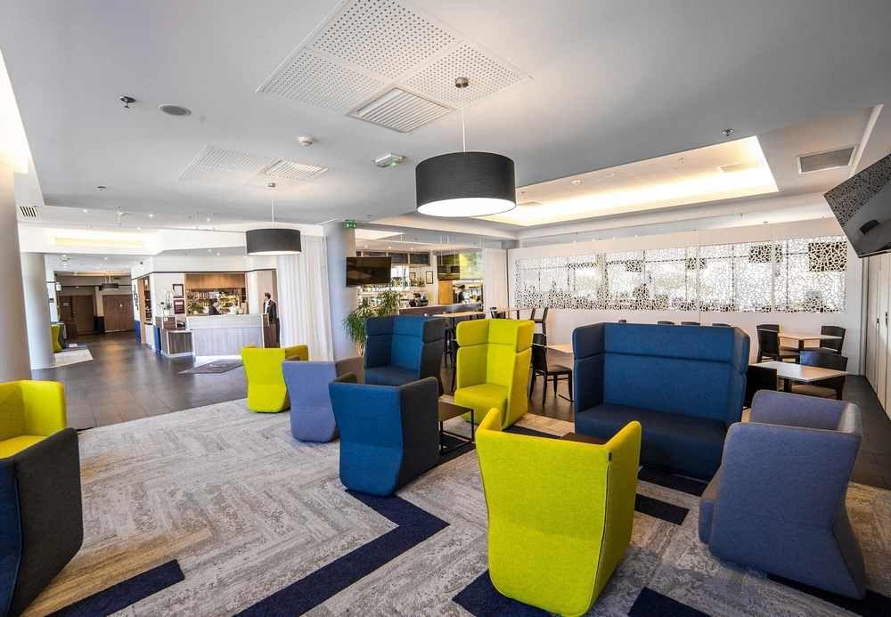 Hotel Courtyard By Marriott Toulouse Airport Extérieur photo